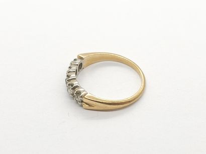 BAGUE jarretière en or deux tons 750° ornée...