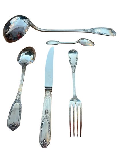 RAVINET DENFERT
49-piece silver plated cutlery...