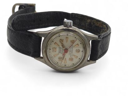 LOT de neuf montres dont deux LANCEL, une...