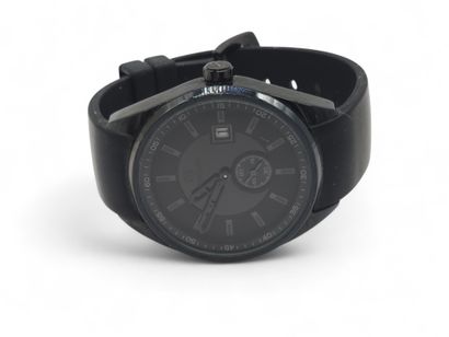 BEUCHAT
Montre bracelet, cadran rond, noir...
