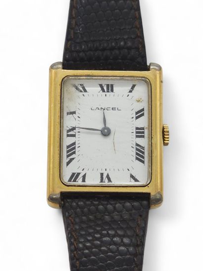 LOT de neuf montres dont deux LANCEL, une...