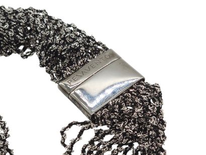 PESAVENTO
COLLIER sautoir
Dans sa boîte