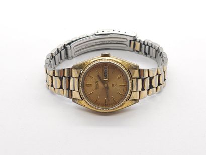 SEIKO
Montre bracelet de dame
En l'état,...