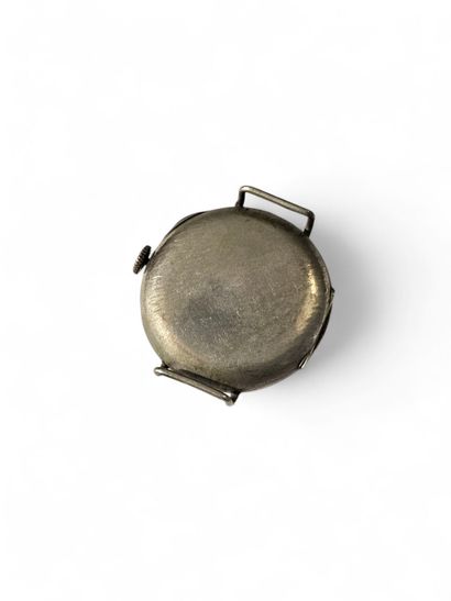 OMEGA Montre de poilu en argent 900° à mouvement...