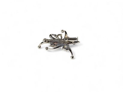 TED LAPIDUS
Broche en argent 925° en forme...