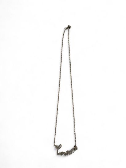 TRAVAIL Français moderne
Collier en argent...