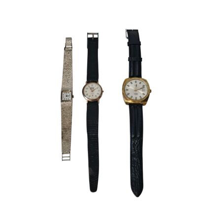 DAF 
Montre d'homme en métal doré cadran...