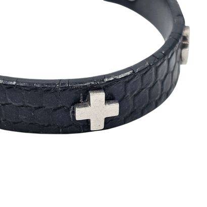 THOMAS SABO
Bracelet ouvrant en cuir noir...