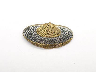 BROCHE moderniste en laiton moulé et métal...