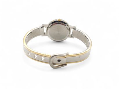 PAX 
Montre de dame à quartz en métal argenté...