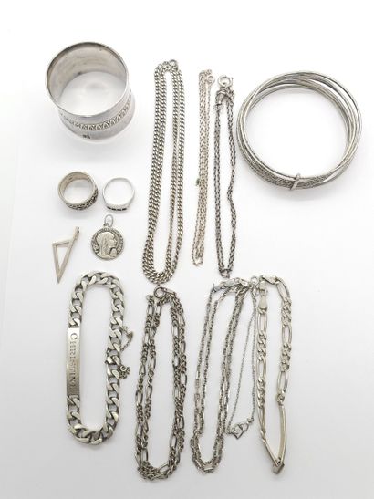 LOT D'ARGENT 925° comprenant :
Ensemble de...