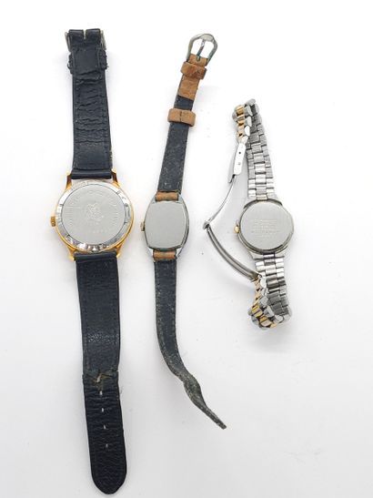 ENSEMBLE DE TROIS MONTRES 
Citizen
Tissot...