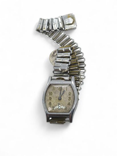 LOT de neuf montres dont deux LANCEL, une...