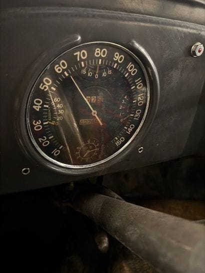 PEUGEOT, 402 Long, 1936

1936 Peugeot 402...