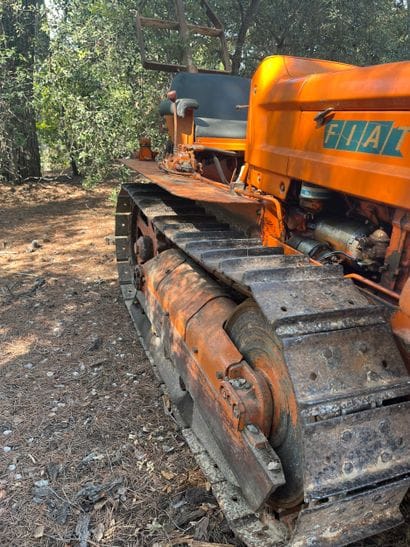 FIAT, 455 CF, tracked farm tractor, ca. 1973–75

Body...