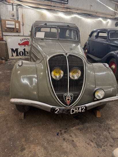PEUGEOT, 402 