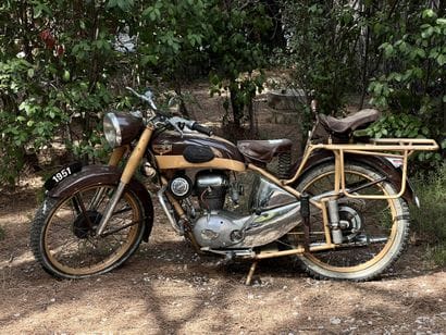 MOTOCONFORT, U46C, 125 cm³, 1951 

Frame/Tank:...