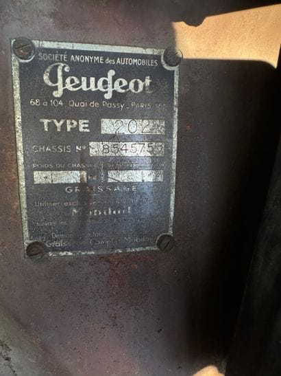 PEUGEOT, 202 luxury sedan, 1939 


Four-door,...