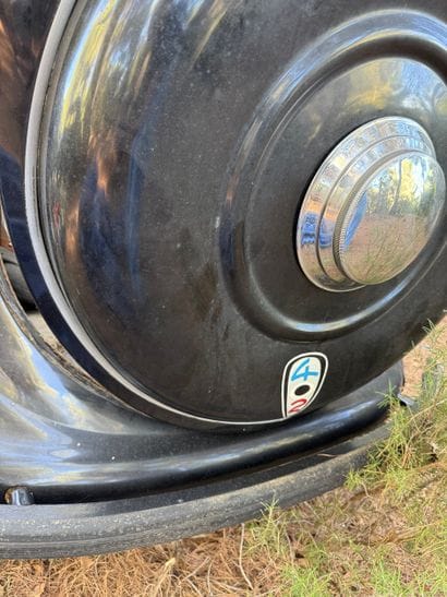 PEUGEOT, 402 E, 1936


Four-door sedan, four-seater,...