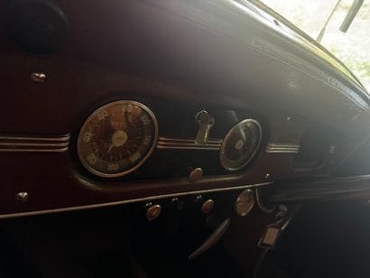 HOTCHKISS, 864 S49 Artois, 1950

Body: Metallic...