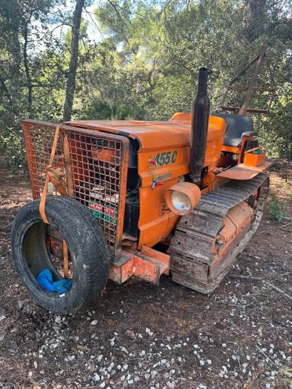 FIAT, 455 CF, tracked farm tractor, ca. 1973–75

Body...