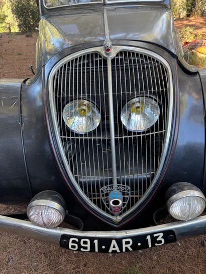 PEUGEOT, 402 E, 1936


Four-door sedan, four-seater,...