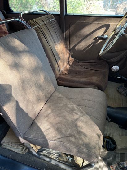 PEUGEOT, 202 luxury sedan, 1939 


Four-door,...