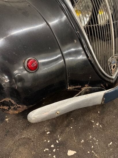 PEUGEOT, 402 Long, 1936

1936 Peugeot 402...