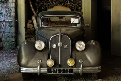 HOTCHKISS, 864 S49 Artois, 1950

Body: Metallic...