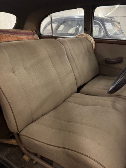 HOTCHKISS, 2050 Anjou, 1951

Right-hand-drive,...