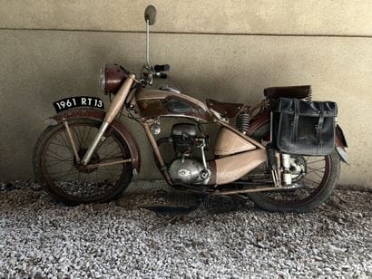 MOTOBÉCANE, Z46C, 125 cm³, 1951

Frame/Tank:...