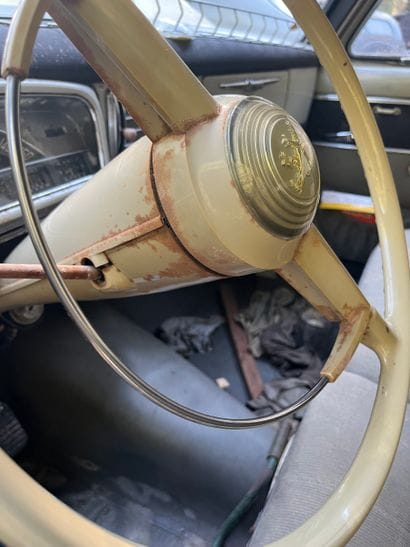 PEUGEOT, 403 sedan, 1959

Sedan, four-door...