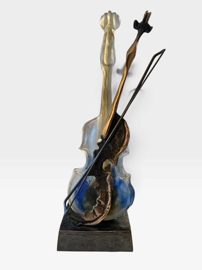 Yves LOHE (born in 1947)
Violin
Illuminated...