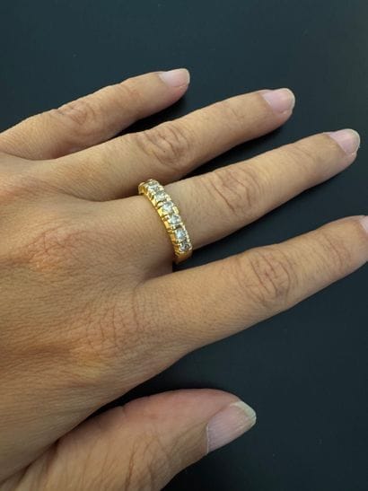 Yellow gold (.750) wedding band set with...