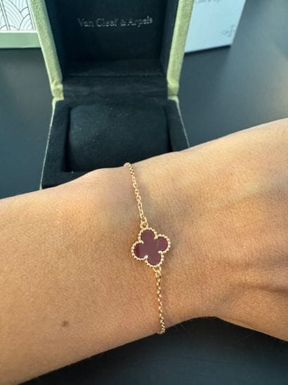 VAN CLEEF ARPELS Yellow gold (750) bracelet,...
