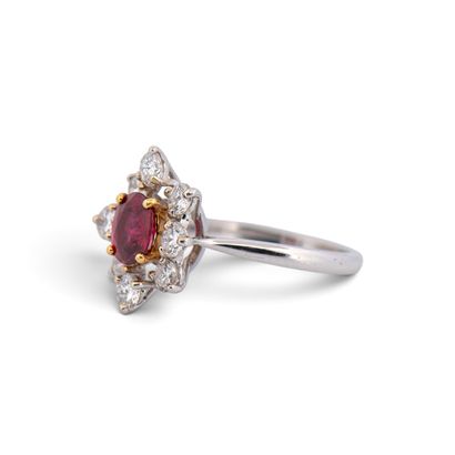 WORK French 20th century
Two-tone 750° gold...