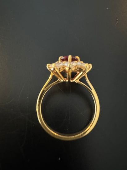 WORK French 20th century
Two-tone 750° gold...