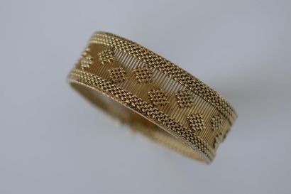 IMPORTANT BRACELET en or jaune 750° à maille...