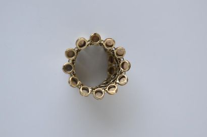 VCA bague souple à pastille ronde en or jaune...