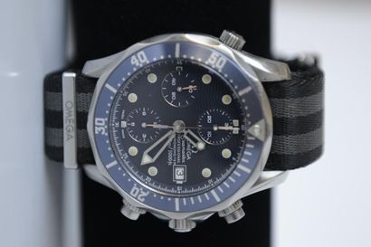 OMEGA montre bracelet nato modèle Seamaster...