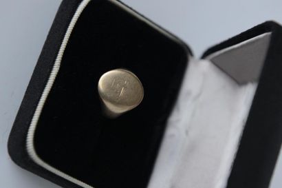 BAGUE chevalière coupée 
Poids : 5,4 g