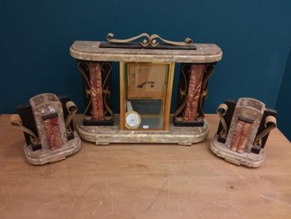 GARNITURE DE CHEMINEE en marbre beige, noir,rouge...