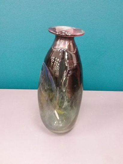 CLAUDE MONOT
Vase balustre en verre moulé...