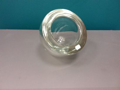 TRAVAIL Français MODERNE
Vide-poche en cristal...
