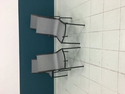 
PROLOISIRQuatre Chaises modèle LINEA, en...