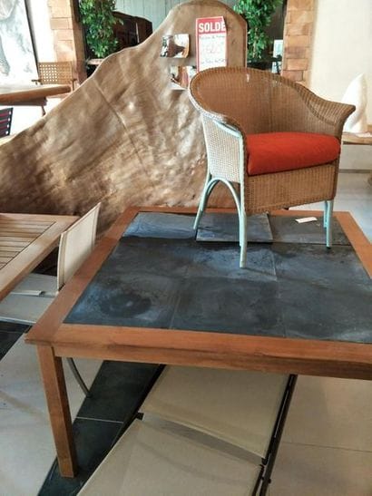 INSIDEOUT
Table en teck et ardoise, pied...