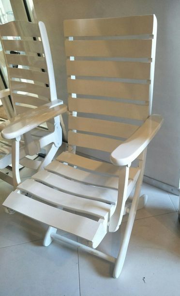 SODIBOIS
Fauteuil multiposition en bois laqué...