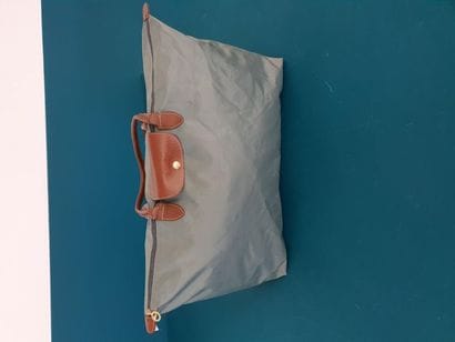 LONGCHAMP
Sac en tissu vert