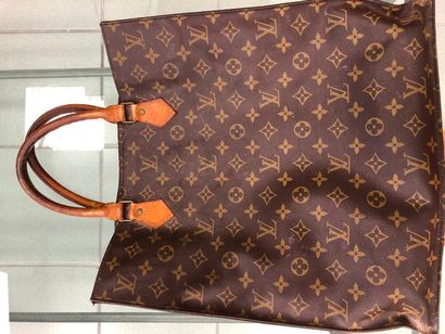 LOUIS VUITTON Sac à main monogrammée