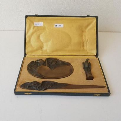 Maurice FRECOURT (1890-?)
Nécessaire de bureau...